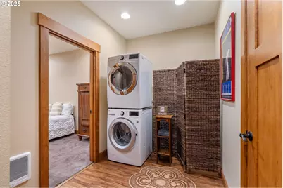 303 S Marine St, Rockaway Beach, OR 97136 - Photo 23