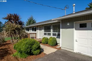 1233 Nehalem Ave, Rockaway Beach, OR 97136 - Photo 3