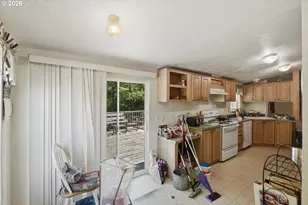 49629 Hwy 242, Broadbent, OR 97414 - Photo 21