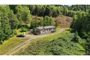 49629 Hwy 242, Broadbent, OR 97414 - Photo 9