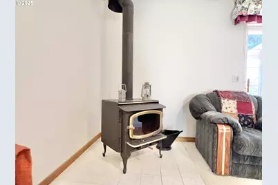 26534 Chieftain Dr, Rockaway Beach, OR 97136 - Photo 15