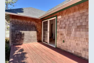 26534 Chieftain Dr, Rockaway Beach, OR 97136 - Photo 35