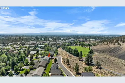 1926 NE Sams Loop, Bend, OR 97701 - Photo 3