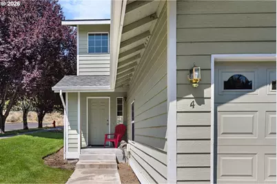 1926 NE Sams Loop, Bend, OR 97701 - Photo 5
