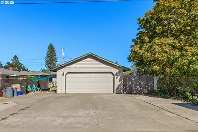 440 W Agee St, Roseburg, OR 97471 - Photo 39