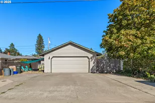 440 W Agee St, Roseburg, OR 97471 - Photo 39