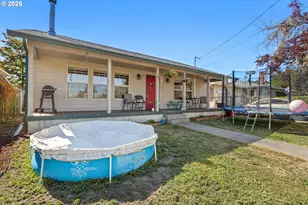 440 W Agee St, Roseburg, OR 97471 - Photo 43