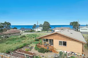 2413 NW Bayshore Loop, Waldport, OR 97394 - Photo 23