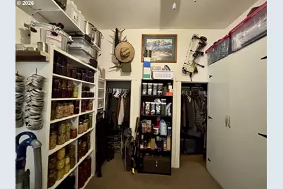 704 Main Ave, La Grande, OR 97850 - Photo 9