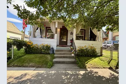 704 Main Ave, La Grande, OR 97850 - Photo 1