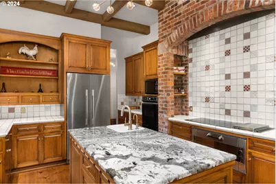 30000 SW 35th Dr, Wilsonville, OR 97070 - Photo 9