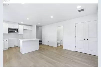 2701 SE 85th Ave #B, Portland, OR 97266 - Photo 9