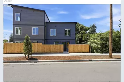 2701 SE 85th Ave #B, Portland, OR 97266 - Photo 1