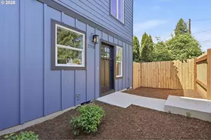 2701 SE 85th Ave, Portland, OR 97266 - Photo 7
