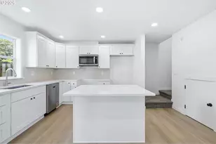 2701 SE 85th Ave, Portland, OR 97266 - Photo 13
