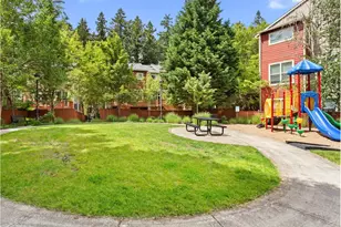 2127 NE Cadbury Ave, Hillsboro, OR 97006 - Photo 17