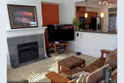 2127 NE Cadbury Ave, Hillsboro, OR 97006 - Photo 7