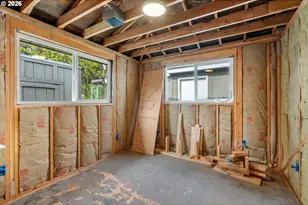 381 NE Wisconsin St, White Salmon, WA 98672 - Photo 29