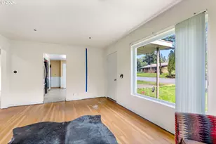 381 NE Wisconsin St, White Salmon, WA 98672 - Photo 11