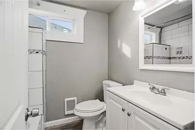 417 E Court St, Goldendale, WA 98620 - Photo 19