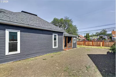 417 E Court St, Goldendale, WA 98620 - Photo 31