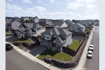 703 E Tanoak Ave, La Center, WA 98629 - Photo 41