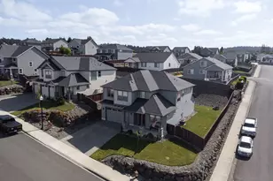 703 E Tanoak Ave, La Center, WA 98629 - Photo 41