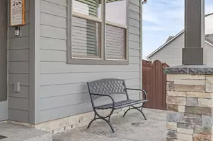 703 E Tanoak Ave, La Center, WA 98629 - Photo 7