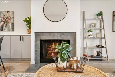 87 N Hayden Bay Dr, Portland, OR 97217 - Photo 11