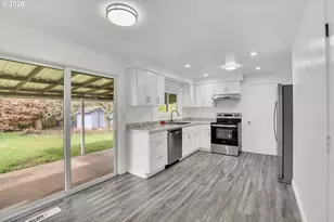 597 SE 13th Ave, Hillsboro, OR 97123 - Photo 11