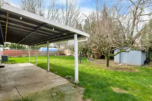 597 SE 13th Ave, Hillsboro, OR 97123 - Photo 29