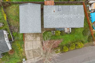 1672 Pritchett Pl, Cottage Grove, OR 97424 - Photo 3