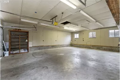 1672 Pritchett Pl, Cottage Grove, OR 97424 - Photo 25