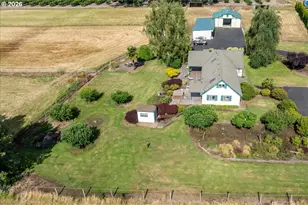 19801 Olmstead Rd NE, Aurora, OR 97002 - Photo 41