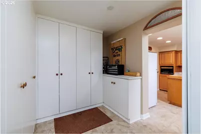 19801 Olmstead Rd NE, Aurora, OR 97002 - Photo 29