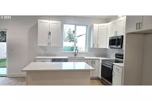 12451 SE Harold St, Portland, OR 97236 - Photo 7