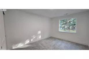 12451 SE Harold St, Portland, OR 97236 - Photo 19