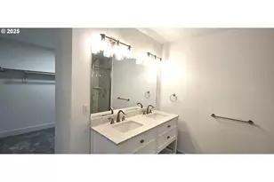 12451 SE Harold St, Portland, OR 97236 - Photo 17