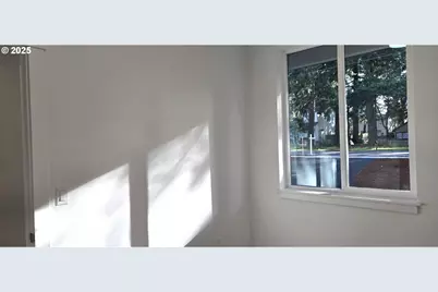 12451 SE Harold St #1, Portland, OR 97236 - Photo 11