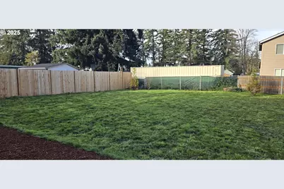 12451 SE Harold St #1, Portland, OR 97236 - Photo 5