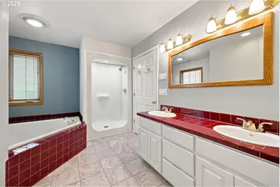1 Monterrey Pl, Longview, WA 98632 - Photo 27