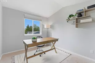 8945 N Calvert Ave, Portland, OR 97217 - Photo 25