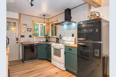 71597 E Minikahda Ave, Rhododendron, OR 97049 - Photo 7