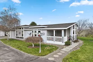 1105 Columbia View Dr, Arlington, OR 97812 - Photo 1