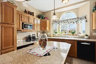 1105 Columbia View Dr, Arlington, OR 97812 - Photo 9