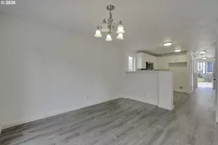 585 SW 207th Ave, Beaverton, OR 97006 - Photo 7