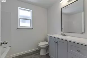 585 SW 207th Ave, Beaverton, OR 97006 - Photo 23