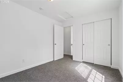 585 SW 207th Ave, Beaverton, OR 97006 - Photo 29