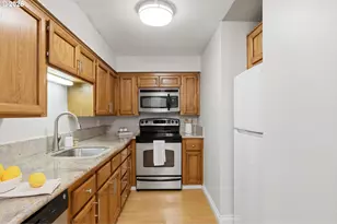8720 SW Tualatin Rd, Tualatin, OR 97062 - Photo 9