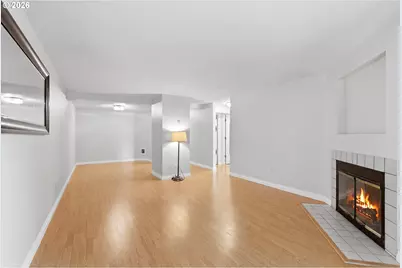 8720 SW Tualatin Rd #303, Tualatin, OR 97062 - Photo 5